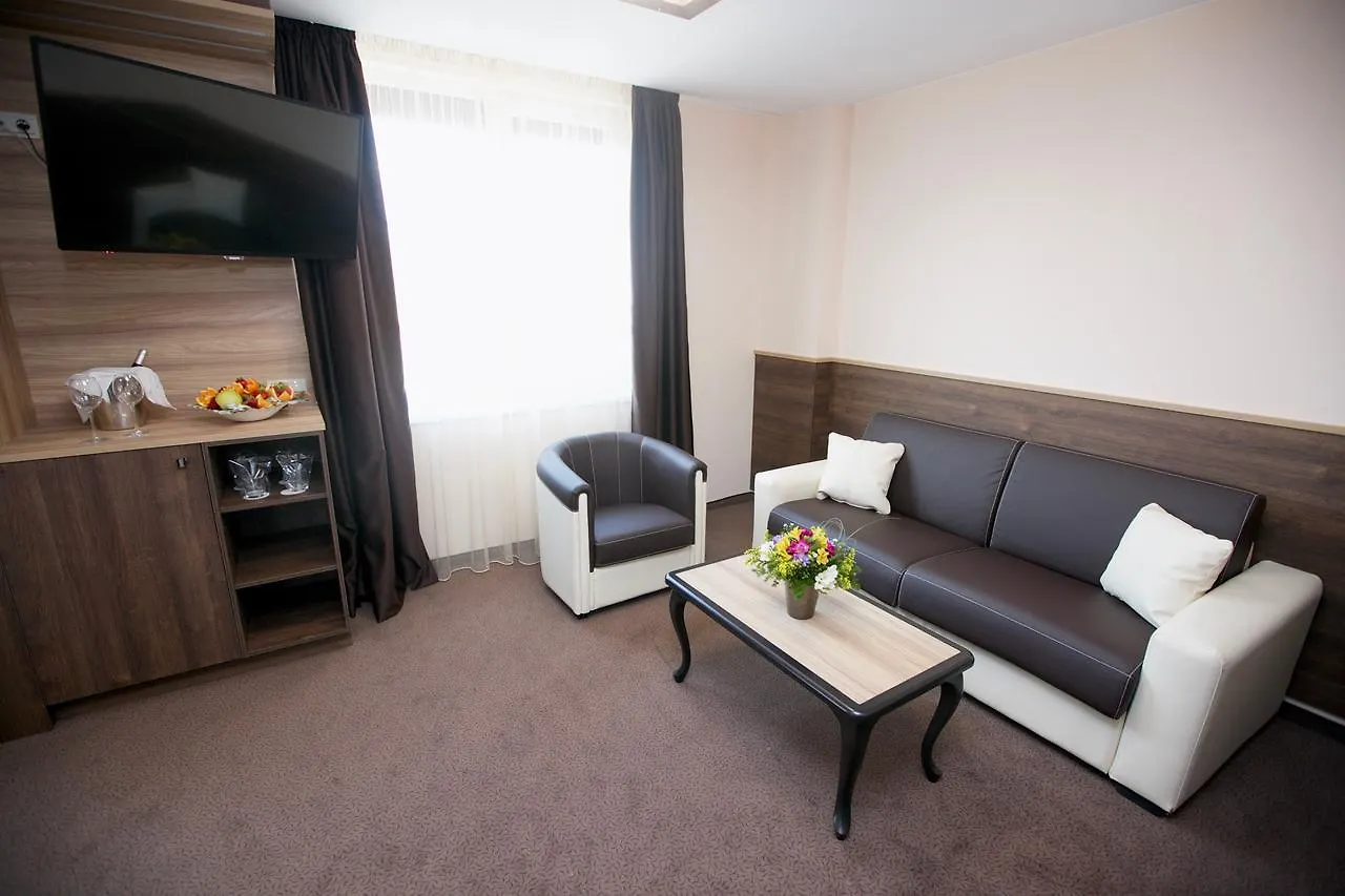 Hotel Zoo Sofia - Secured Paid Parking